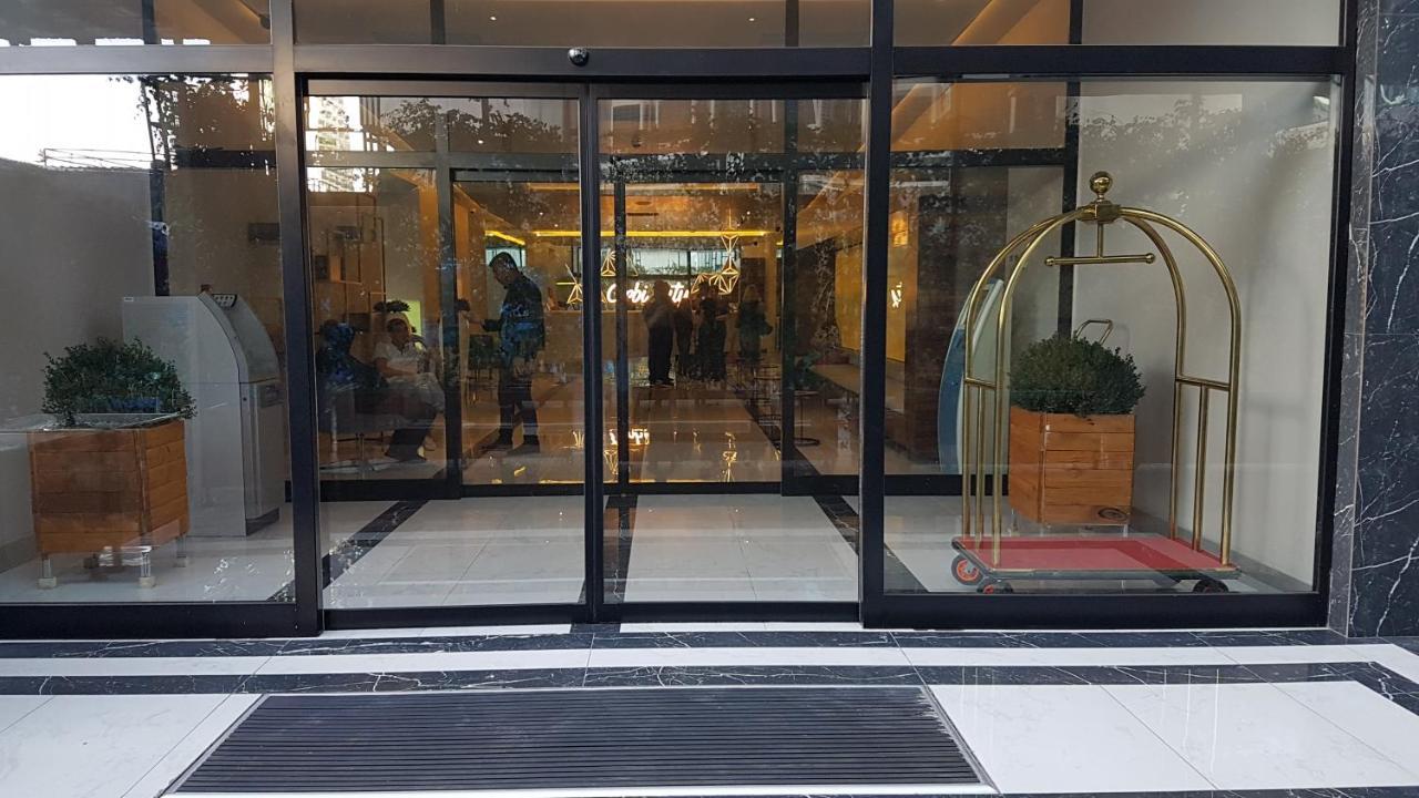 Hotel Orbi City Батумі Екстер'єр фото